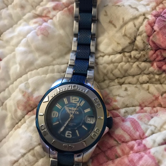 Invicta Women’s Pro Diver Watch - Picture 13 of 13